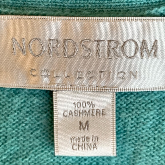 NORDSTROM COLLECTION AQUA BLUE CASHMERE BUTTON BACK SWEATER. WOMEN’S SIZE MEDIUM - Picture 5 of 7